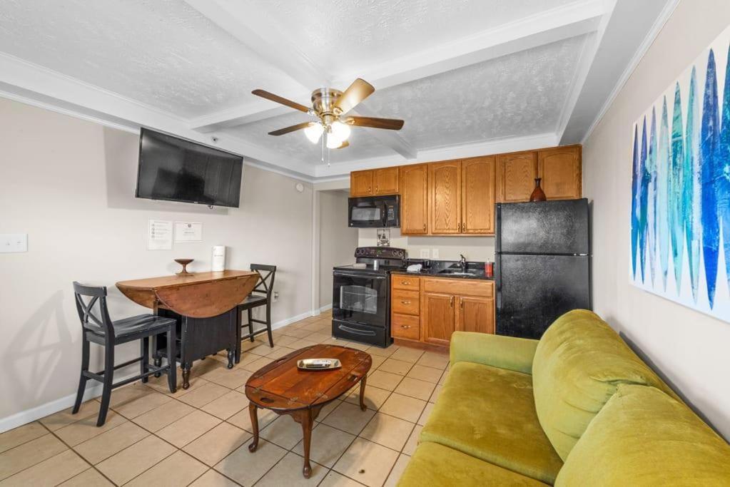 Perfect Location 1Br Pool Parking Outside Area 8 Apartment Myrtle Beach Bagian luar foto